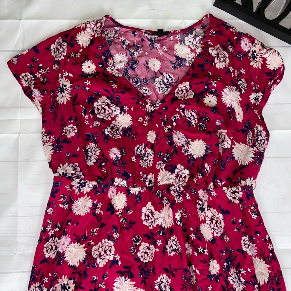 Torrid Pink Floral Short Sleeve Dress 2 - Picture 6 of 12